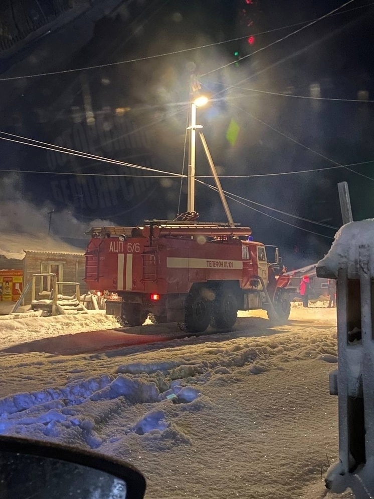 Один человек погиб и двое пострадали при пожаре в Белоярске