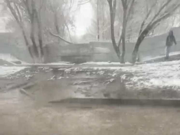 В Ростове из-за осадков затопило улицу Оганова
