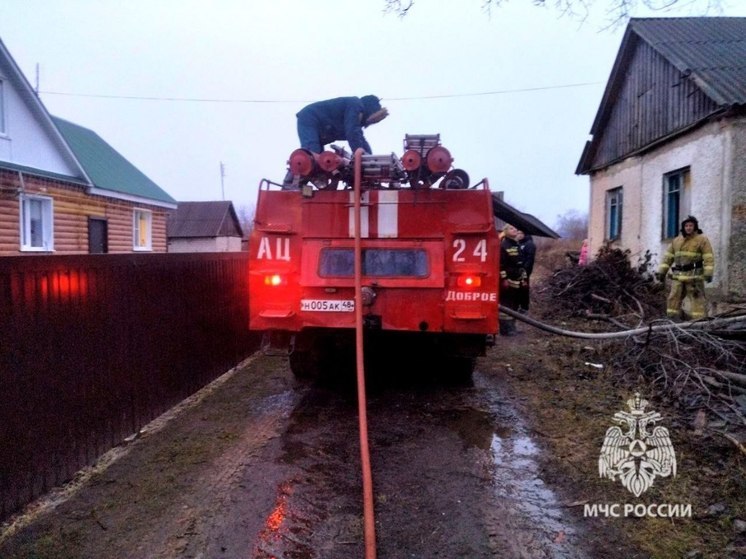 За выходные в Липецкой области случилось 3 пожара