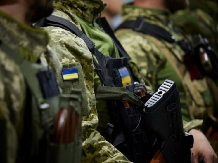 Генерал Скшипчак: Украина будет стремиться к прекращению огня из-за нехватки солдат