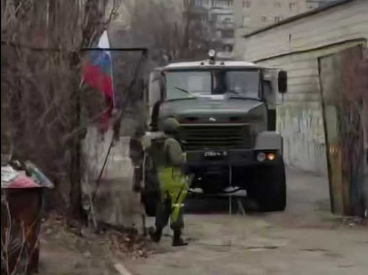Украинцев переполошила съемка фильма с "российскими солдатами" и техникой в Киеве