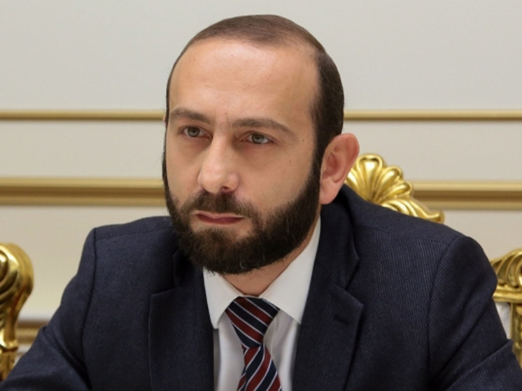 Ереван стучится в дверь ЕС вместо НАТО