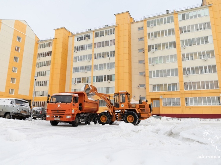 В Нарьян-Маре наметили большую расчистку улиц от снега