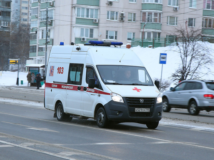 Перед этим мужчина активно поплавал в бассейне