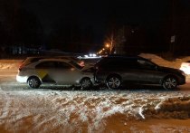 По данным полиции региона, столкновение двух автомобилей произошло на ул