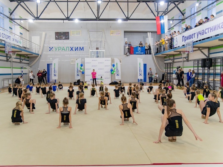 Чемпионка Юношеских Олимпийских игр по художественной гимнастике Дарья Трубникова провела мастер-класс в Березниках