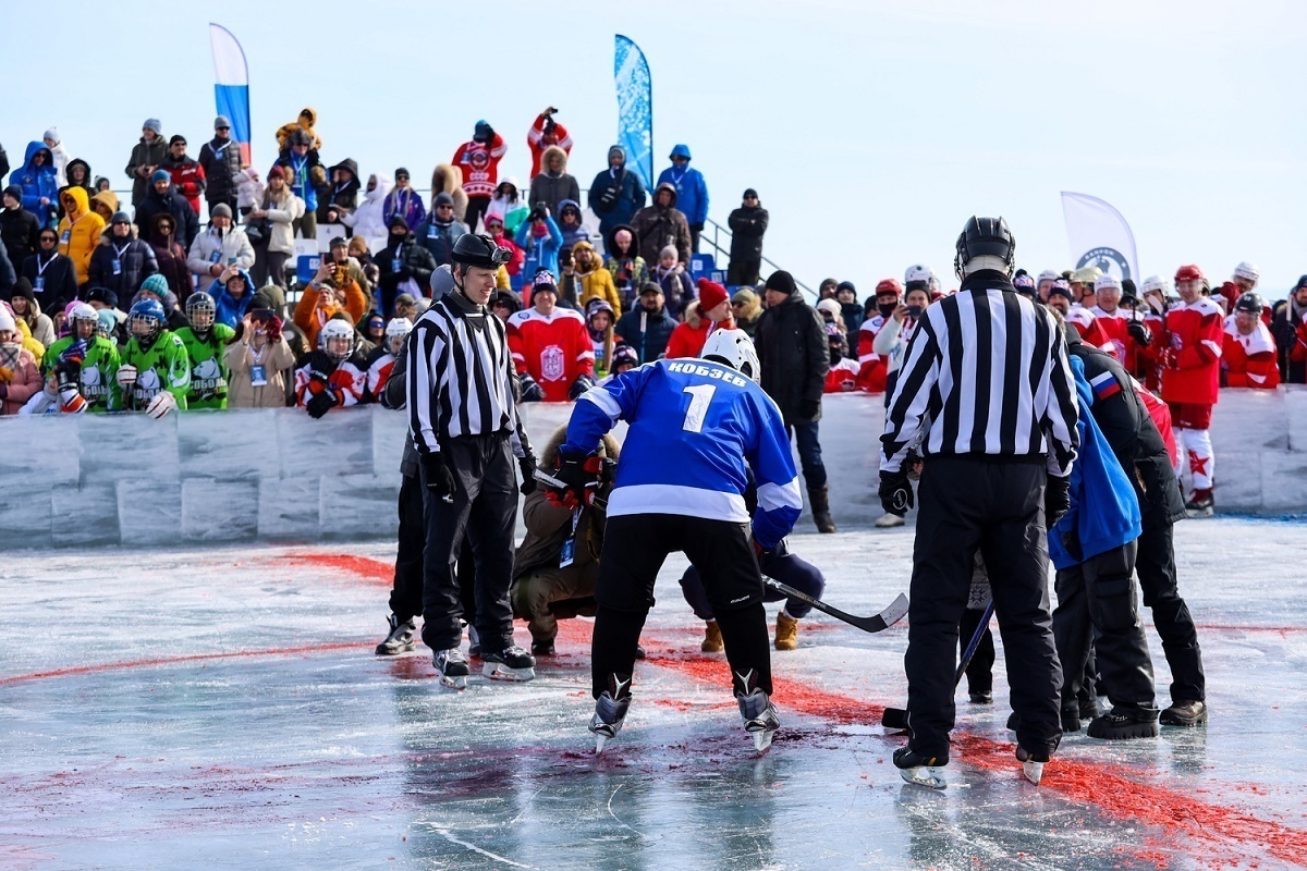Глобальное потепление повлияло на хоккейный матч на льду Байкала