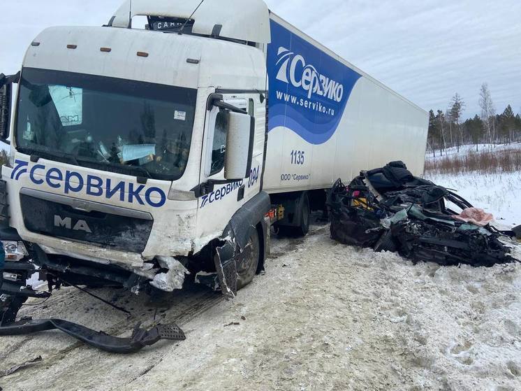 В Нижнеингашском районе женщина с ребенком погибли в ДТП