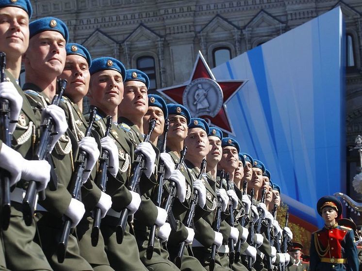 Военные минимум из десяти стран примут участие в параде Победы в Москве