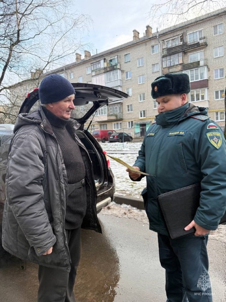  В Пскове прошел профилактический рейд по предотвращению пожаров