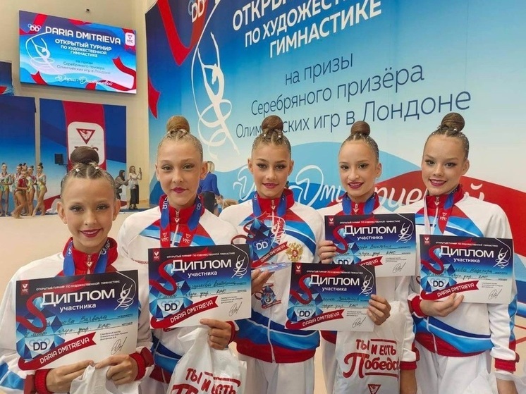 Спортивные увлечения. Спортивный коллаж. Международный вид спорта. Olympics athletes of america. Международный вид спорта.