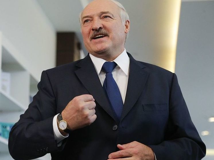 Лукашенко предложил Польше закрыть все пункты пропуска