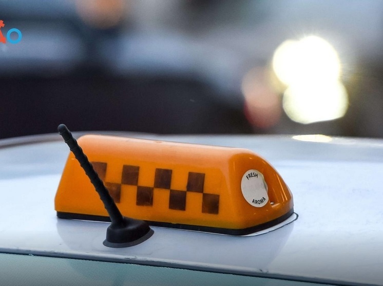 Восемь перевозчиков легковых такси в НАО лишились разрешений