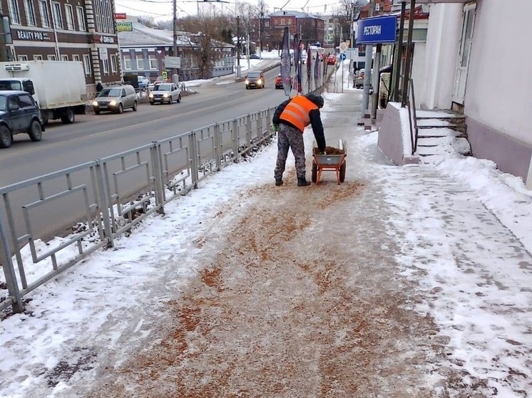 Городские власти Иваново сообщили об очередных победах на городских улицах над гололедом и снегом