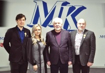На счету награжденных артистов десятки шефских концертов в дальних гарнизонах

