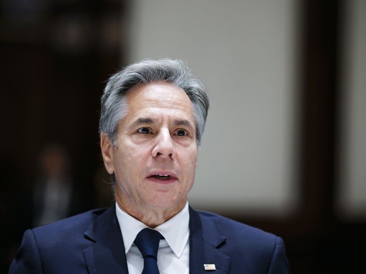 Журналист Сэм Хуссейни назвал Блинкена преступником из-за Газы на пресс-конференции