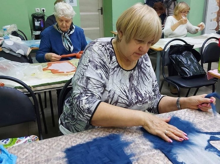 В Протвино состоялся мастер-класс по мокрому валянию