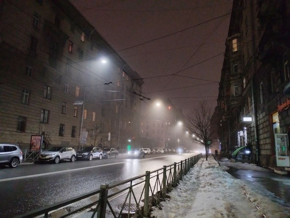 Накануне 82-й годовщины прорыва блокады Ленинграда на Петербург опустился туман