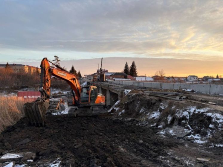 В Борисовке продолжается ремонт моста через реку Ворскла