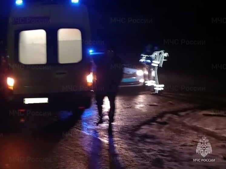 В деревне Хотьково перевернулась «Тойота»: есть пострадавший