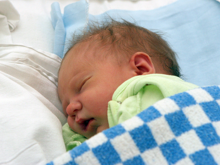 Накануне Крещения в семье участника СВО в Подмосковье родилась девочка-богатырь