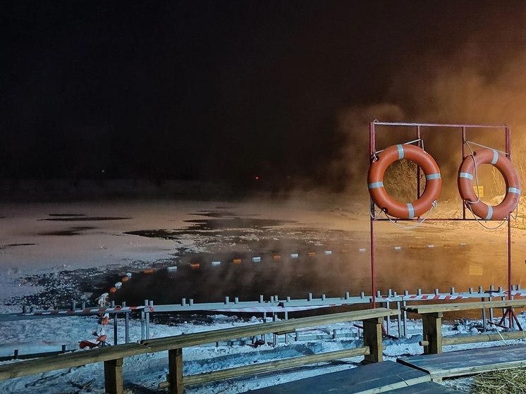 В крещенских купаниях приняли участие более 3 тысяч калининградцев