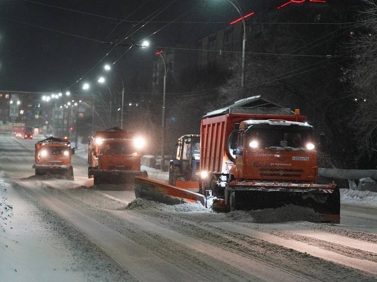 За выходные с улиц Кемерова убрали 20 тысяч кубометров снега