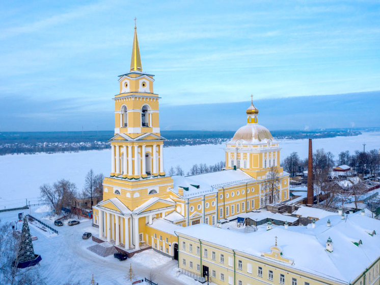 Более 4 тысяч пермяков приняли участие в крещенских купаниях