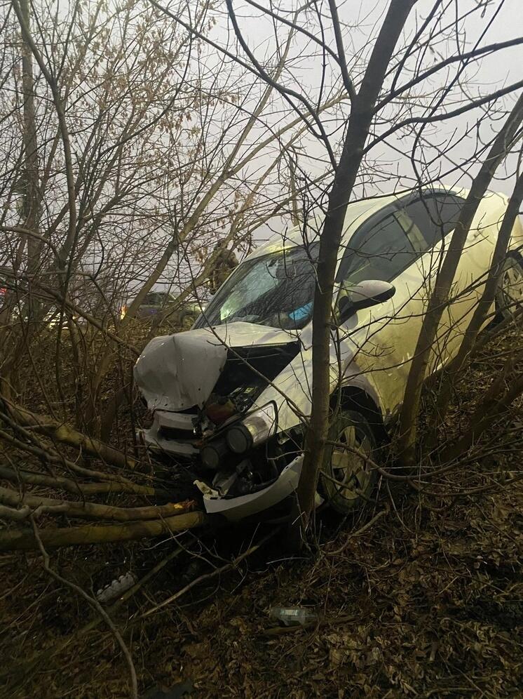 Во Мценске при столкновении двух авто пострадала женщина