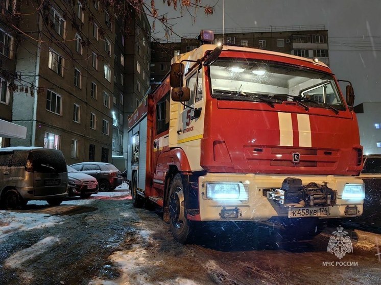 В Челябинске в ночных пожарах погиб человек и двое пострадали