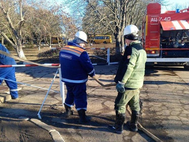 Рязанцы обследовали систему водоснабжения в Чаплынской больнице на Херсонщине