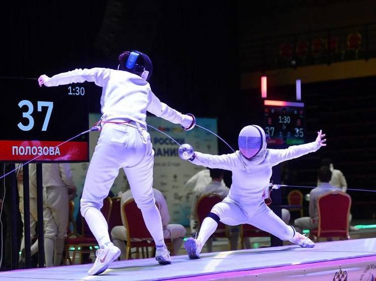 Спортсмены Подмосковья завоевали 8 медалей на первенстве России по фехтованию