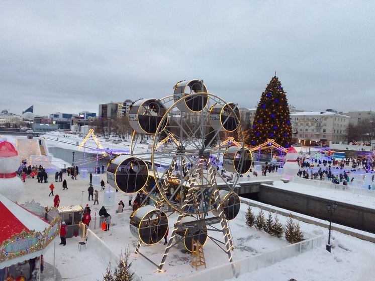 300 тысяч туристов посетили в каникулы Свердловскую область