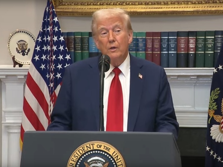 Дональд Трамп объявил о создании компании, которая инвестирует $500 млрд в развитие искусственного интеллекта