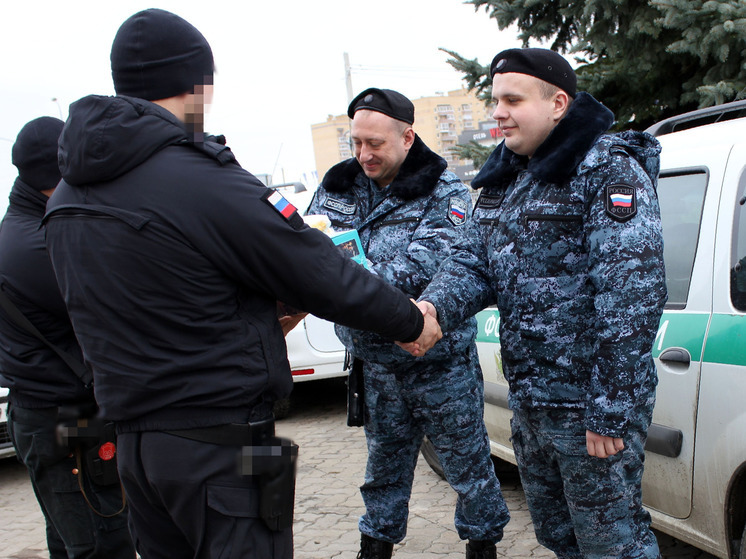 Смоленские судебные приставы отправили гуманитарный груз на СВО