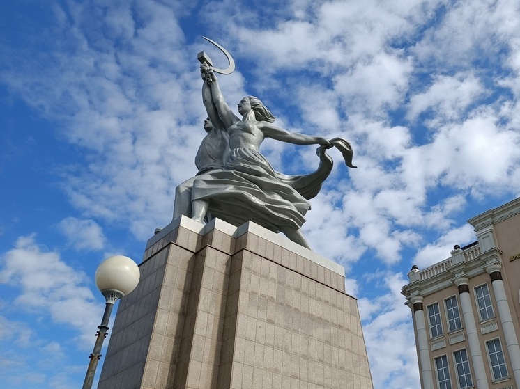 Верхняя Пышма и Курган получили звания за трудовую доблесть