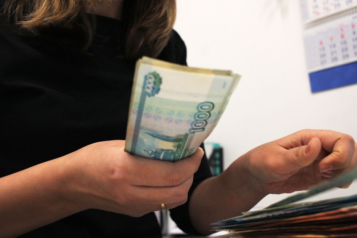 Какие выплаты вырастут в феврале 2025 года - МК Омск