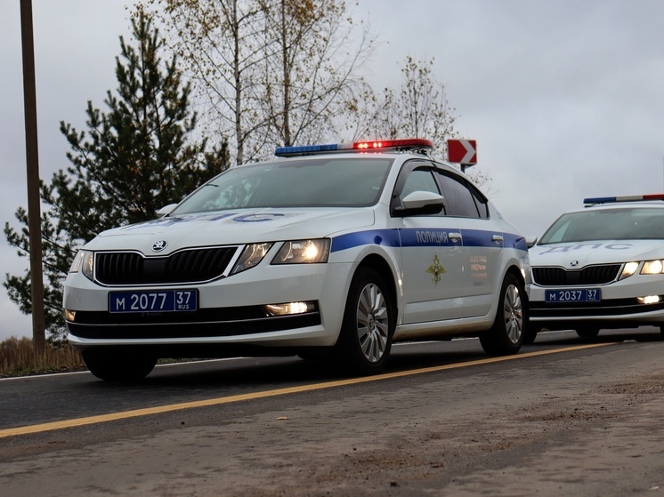 В Иванове грузовик с алкоголем протаранил пассажирский автобус