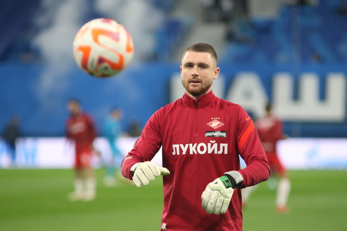 «СЭ»: «Спартак» принял решение о будущем вратаря Селихова