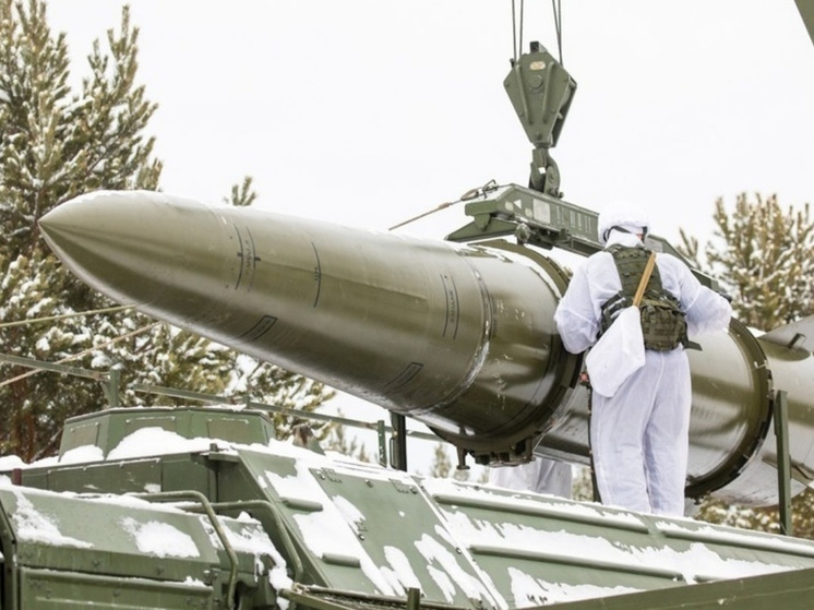 Военкор Кулько показал удар «Искандера» по командному пункту ВСУ в Сумской области