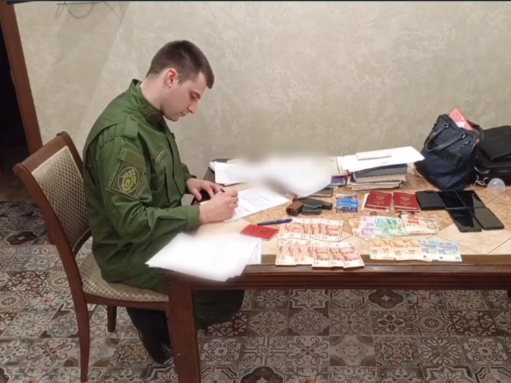 В Туле чиновница соцзащиты и опекун ограбили инвалида на 4,5 млн рублей