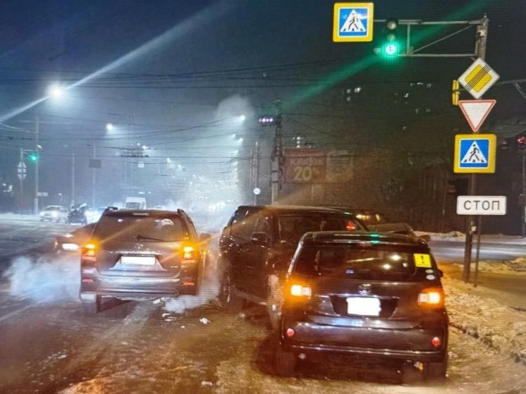 Два человека пострадали в ДТП с пятью иномарками в Чите