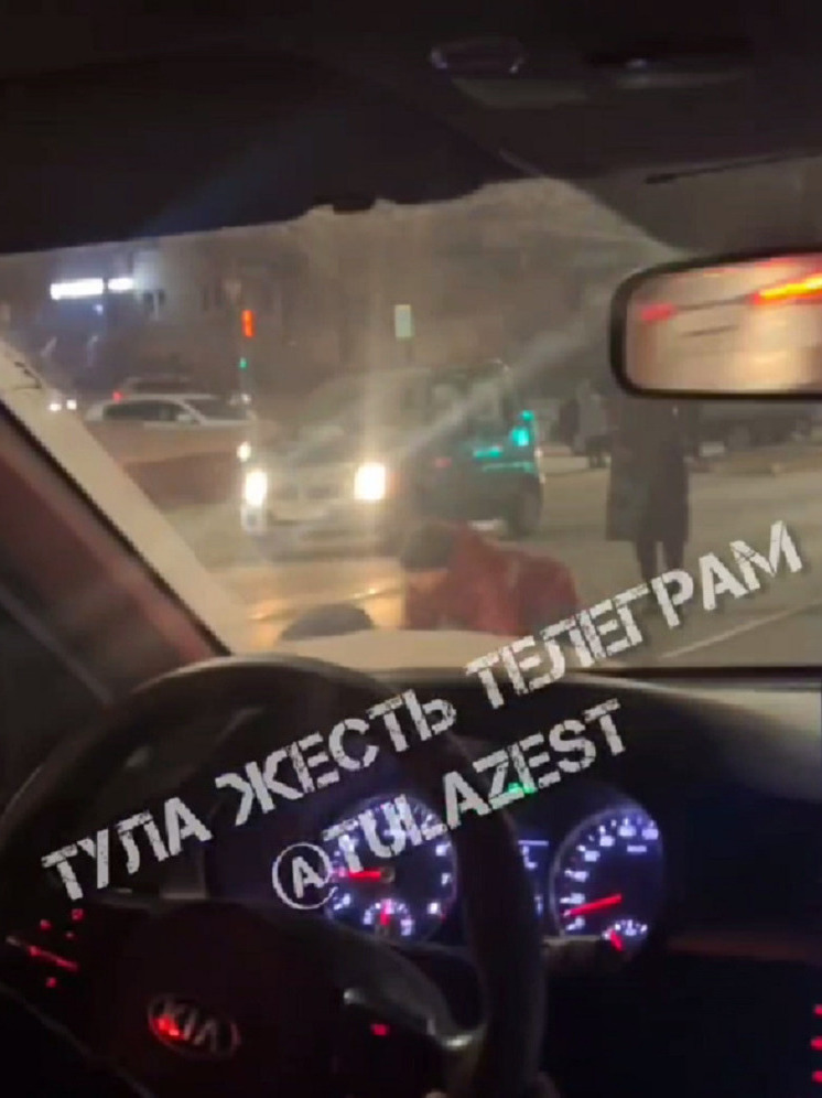 В Туле на улице Максима Горького на дороге сбили человека