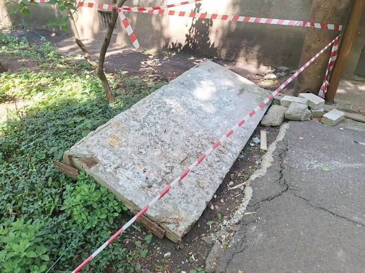 В ЛНР будут судить инженера УК за упавшую бетонную плиту на человека