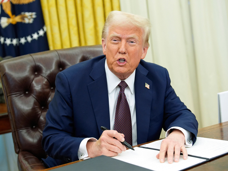 В Кремле не согласились с заявлениями Трампа о том, что СВО может остановить снижение цен на нефть