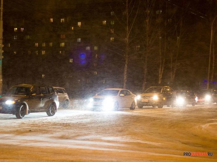 Пробки вновь затруднили движение в Кемерове