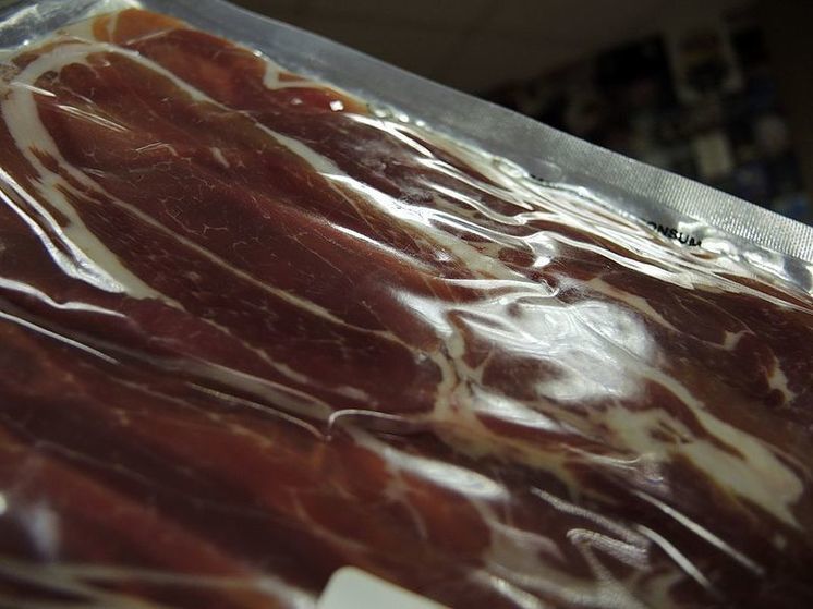 Россиян предупредили о запрете присылать животноводческую продукцию из Европы