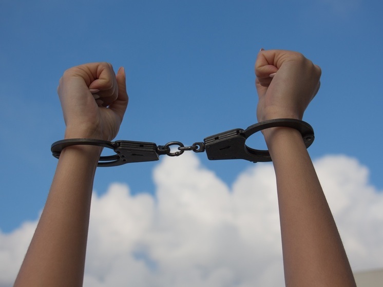 В Калуге двое осуждены за покушение на сбыт наркотиков в крупном размере