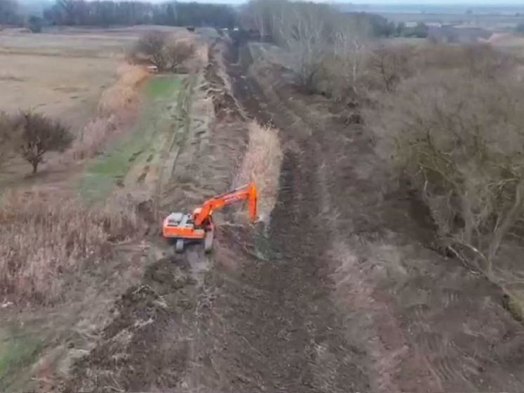 В Дагестане начали очистку магистрального канала Бороздиновская Прорва