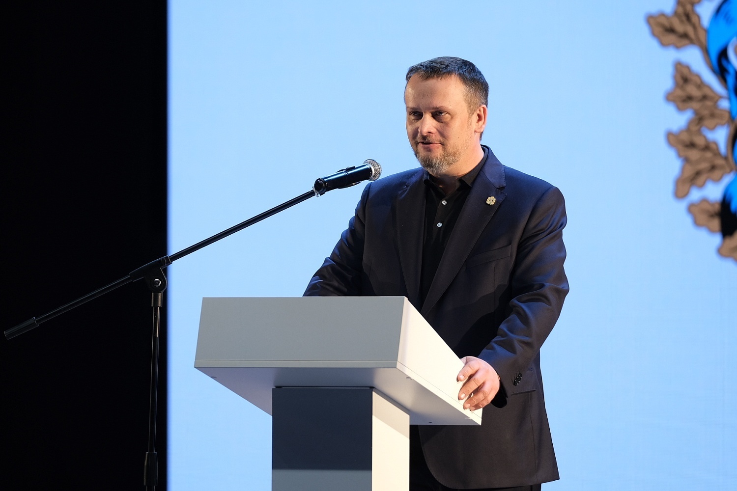 Никитин поздравил новгородцев с открытием Молодежного центра в Старой Руссе